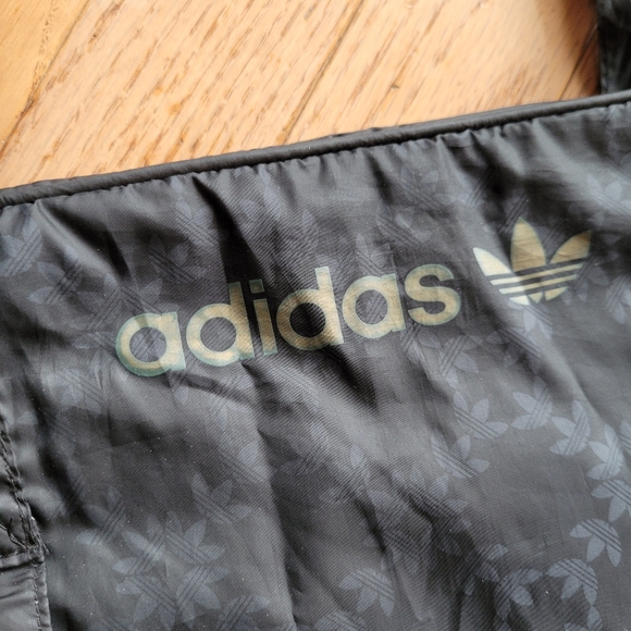 Adidas Foldable Packable Tote Crossbody Handbags for Feet - Picture 3 of 15